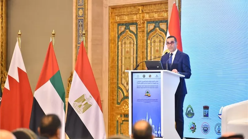 الخطيب: الدولة المصرية تبنت سياسات اقتصادية مستقرة وشفافة وطويلة الأجل