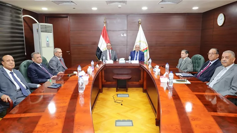 المجلس الأعلى للنيابة الإدارية يستعرض تقرير غرفة العمليات المركزية