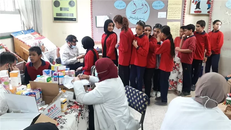 جامعة بنها تطلق مبادرة من أجل قلوب أطفالنا وإجراء 381 كشفًا طبيًا 