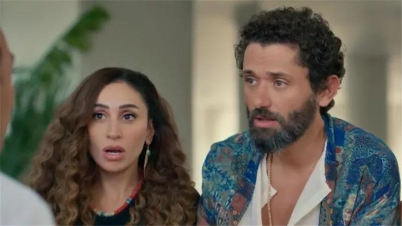 إلغاء المتابعة كان الحل.. نشوب خلافات بين كريم محمود عبدالعزيز ودينا الشربيني