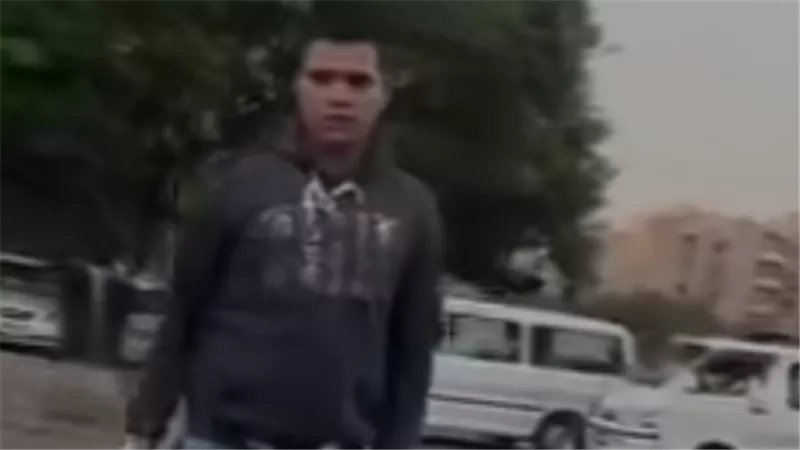 الأجهزة الأمنية تفحص  فيديو يظهر تطاول شاب على صاحب سيارة
