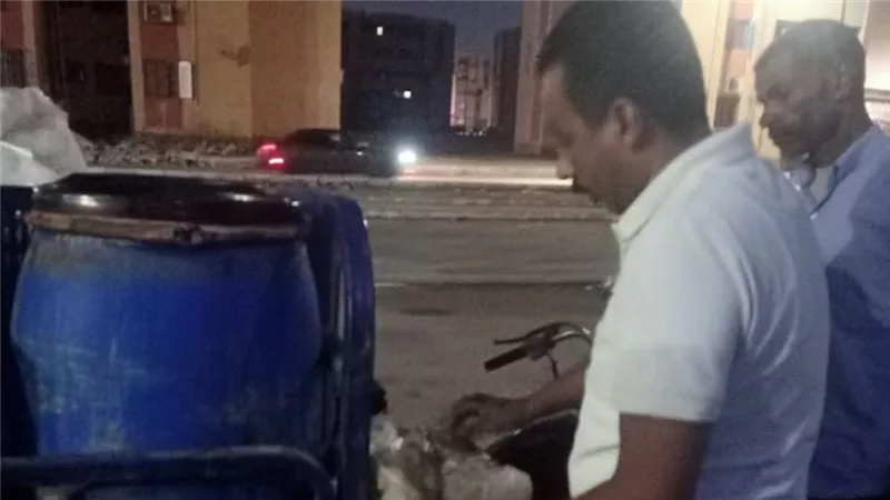 حي عتاقة يشن حملة لازالة الاشغالات والقضاء على التلوث السمعي لمكبرات الصوت 