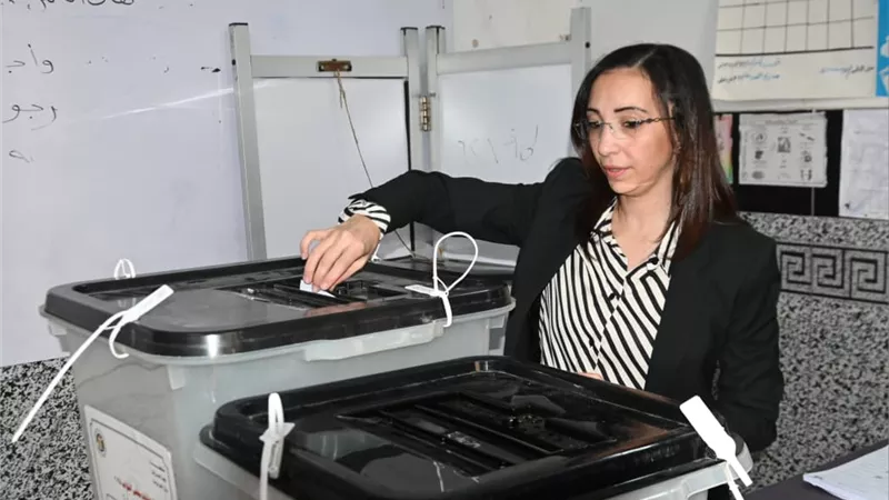 محافظ البحيرة تدلي بصوتها في انتخابات مجلس النواب وتدعو المواطنين للمشاركة