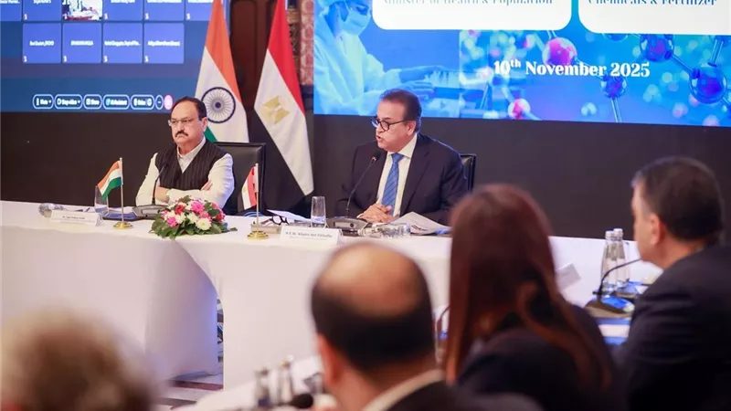 وزير الصحة يبحث مع نظيره الهندي توطين صناعة الدواء واللقاحات