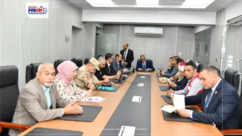 محافظ الفيوم يتابع أعمال فتح وانتظام العملية الانتخابية في اليوم الثانى