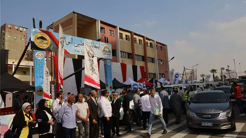 في اليوم الثاني.. مسيرة حاشدة بالجيزة لدعم مرشحي حزب الجبهة الوطنية