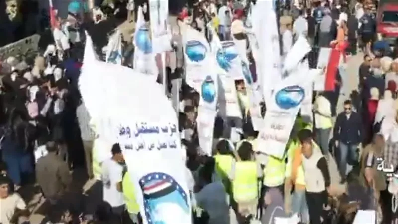 عرس انتخابي في الإسكندرية.. شاهد إقبال المواطنين على التصويت