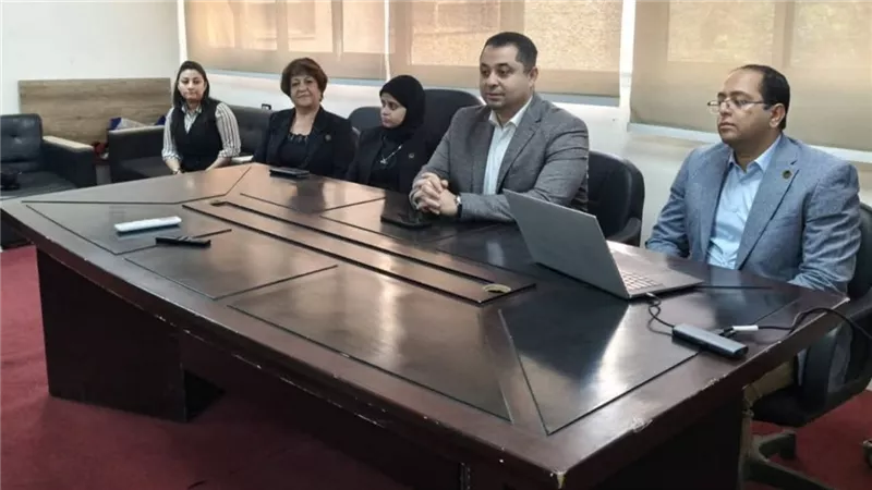 مستشفى قوص المركزي تُنظم ورشة عمل تدريبية متخصصة لأطباء النساء والتوليد 