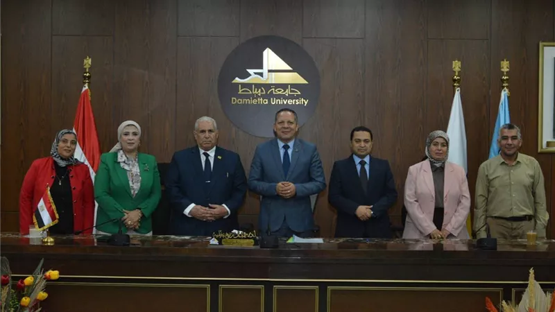 جامعة دمياط الأهلية توقع بروتوكول تعاون مع مديرية الشؤون الصحية 