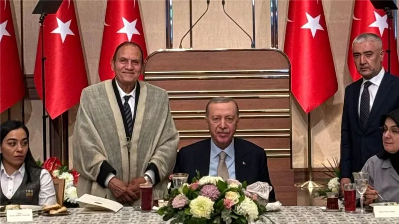 ليلة القدر 27 رمضان.. أحمد نعينع ينشر صورًا مع الرئيس التركي أردوغان