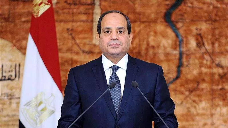 آمان وسلام على شعب مصر.. وزير الداخلية يهنئ الرئيس السيسي بعيد الفطر