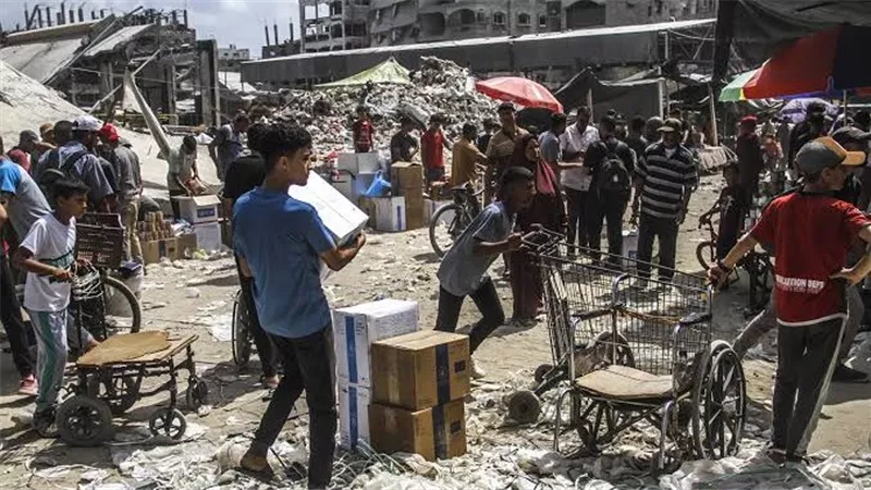 ازمة خبز حادة تواجه سكان غزة بسبب اغلاق المعابر عليهم 