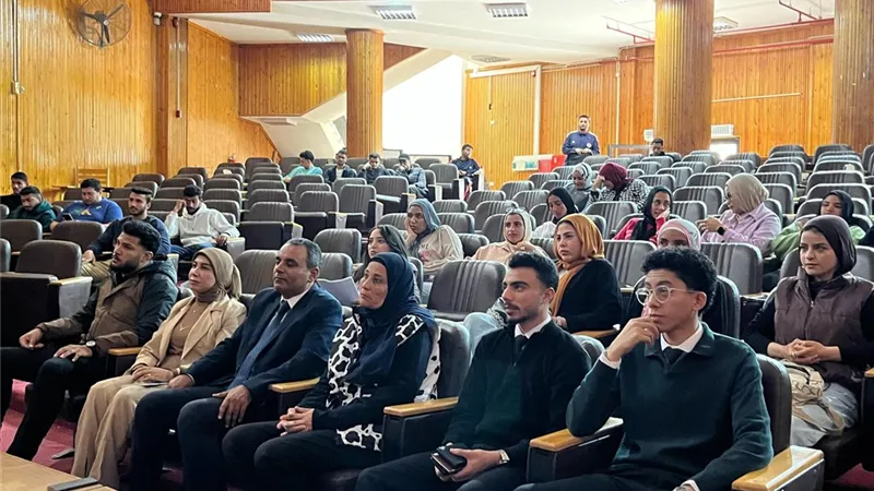 جامعة قناة السويس تنظم حلقة نقاشية لتعزيز الثقافة العلمية بين طلابها