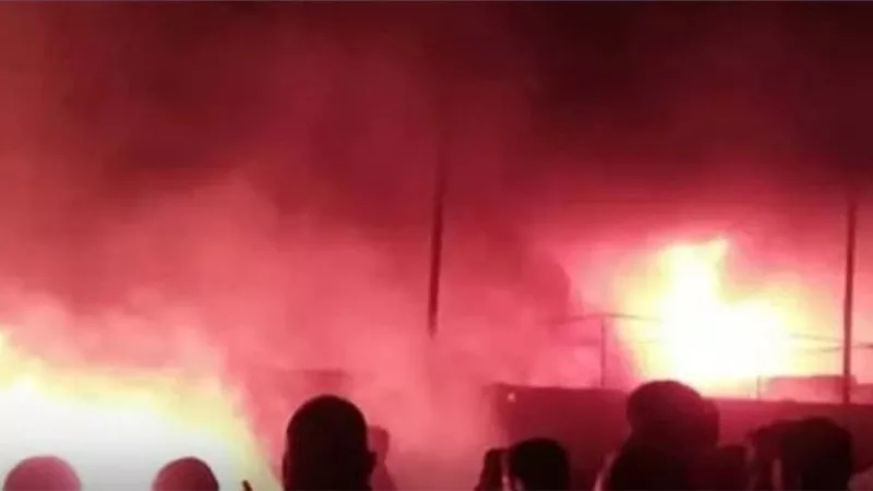 خسائر بالملايين.. السيطرة على حريق هائل بمصنع بلاستيك في الغربية