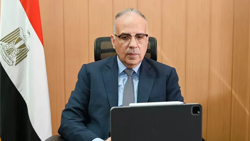 وزير الرى يتابع استعدادات وجاهزية كافة أجهزة الوزارة لاستقبال عيد الفطر 