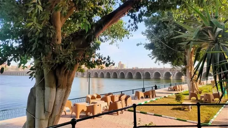 بمناظرها الطبيعية الخلابة.. رصد أجواء احتفالات المصريين من القناطر الخيرية