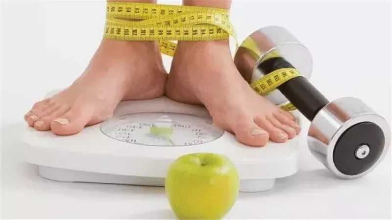 خبيرتغذية يقدم روشتة للتعامل مع الجهاز الهضمي بعد رمضان ويحذرمن المفاجآت الغذائية في العيد