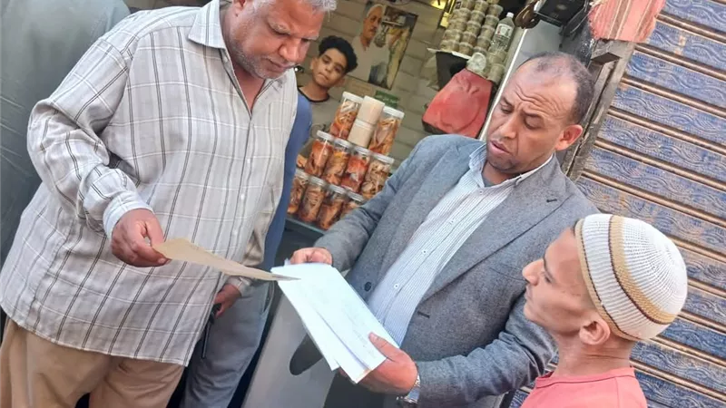 تحرير 12 محضرا لعدم وجود قائمة أسعار في حملة تفتيشية في قنا|صور
