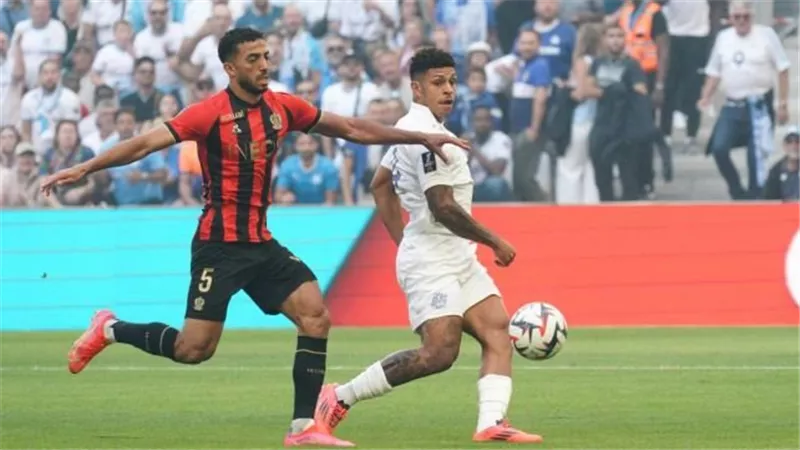 الخسارة السادسة.. محمد عبد المنعم يشاهد سقوط جديد لنيس في الدوري الفرنسي