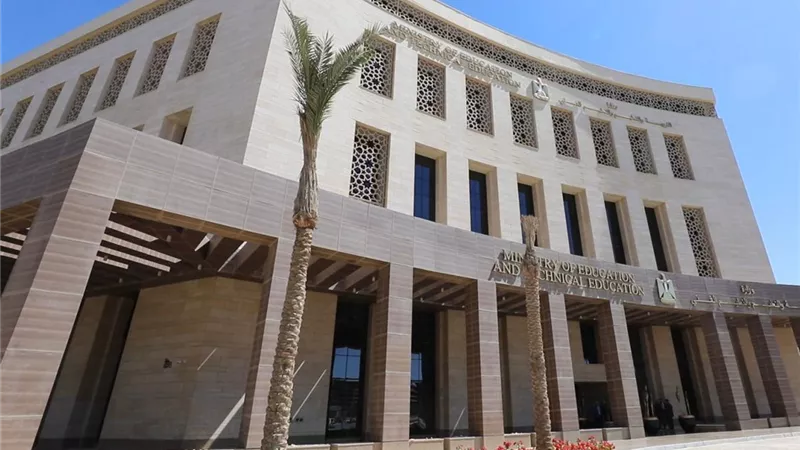 هل نجحت الدولة في ربط التعليم الفني.. بسوق العمل؟.. تقرير حكومي يُجيب