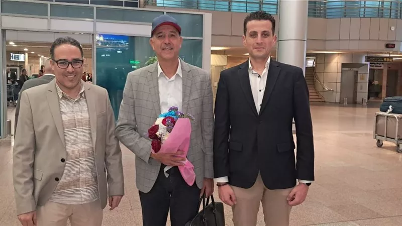 استقبال رسمي من نادي بيراميدز لبعثة الجيش الملكي بالقاهرة
