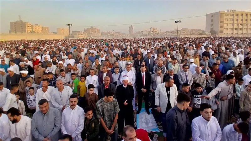 لا للتهجير.. تسقط تسقط إسرائيل .. أهالي طامية بالفيوم يدعمون موقف مصر ضد التهجير من الساحات والمساجد في عيد الفطر