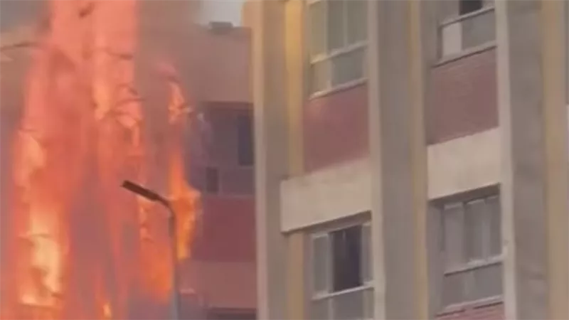بعد حريق مدرسة في أول أيام العيد.. اعرف الحكم الشرعي للألعاب النارية