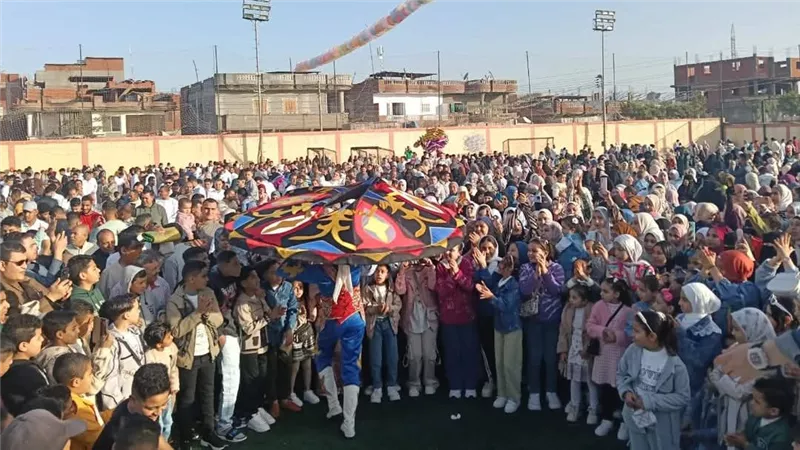 أجواء احتفالية بمبادرة العيد أحلى بمراكز الشباب خلال أول أيام عيد الفطر 