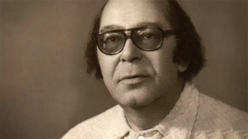 الشاعر عبدالرحمن الخميسي .. إبداع خالد فى ذكرى رحيله 
