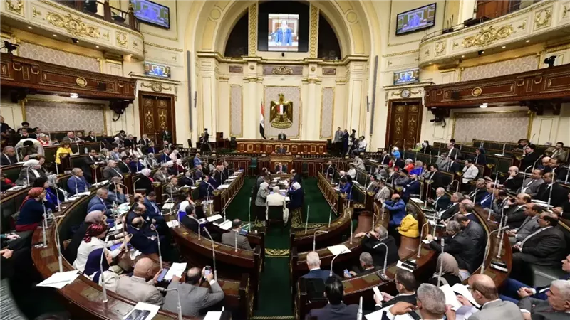 زيارة ماكرون في عيون «النواب».. دعم سياسي وتأكيد ريادة مصر الإقليمية