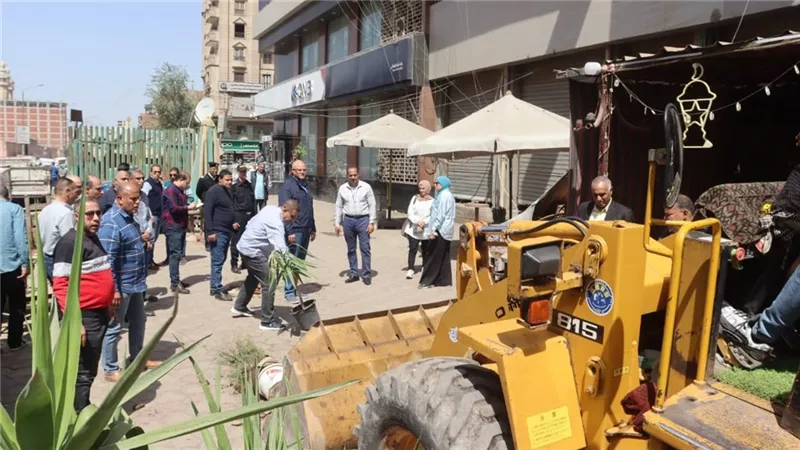 محافظ القليوبية يتابع أعمال النظافة ورفع الإشغالات بأحياء شبرا الخيمة 