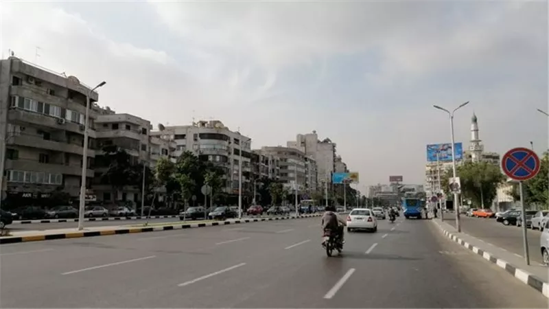 سيولة مرورية ملحوظة في القاهرة والجيزة صباح الخميس وسط انتشار أمني