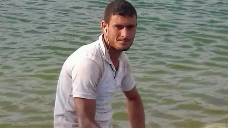 شهيد لقمة العيش بليبيا .. الحزن يخيم على أهالى منشأة الجمال بالفيوم عقب وفاة شاب إثر أزمة قلبية
