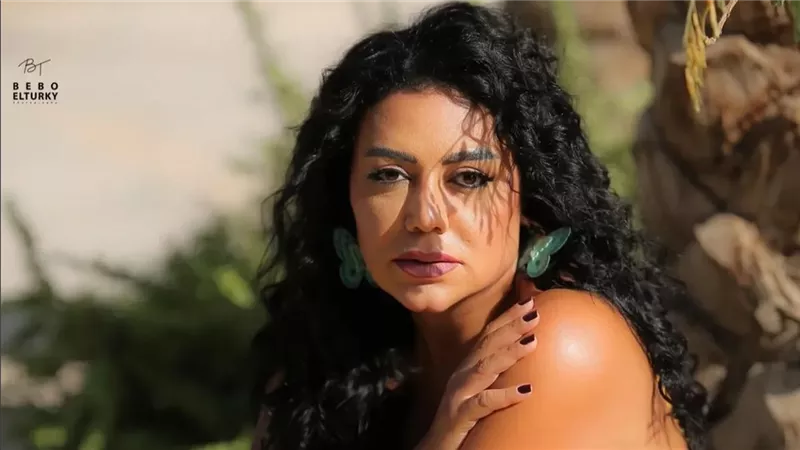 بإطلالة ربيعية جريئة..رانيا يوسف في أحدث ظهور لها|صور