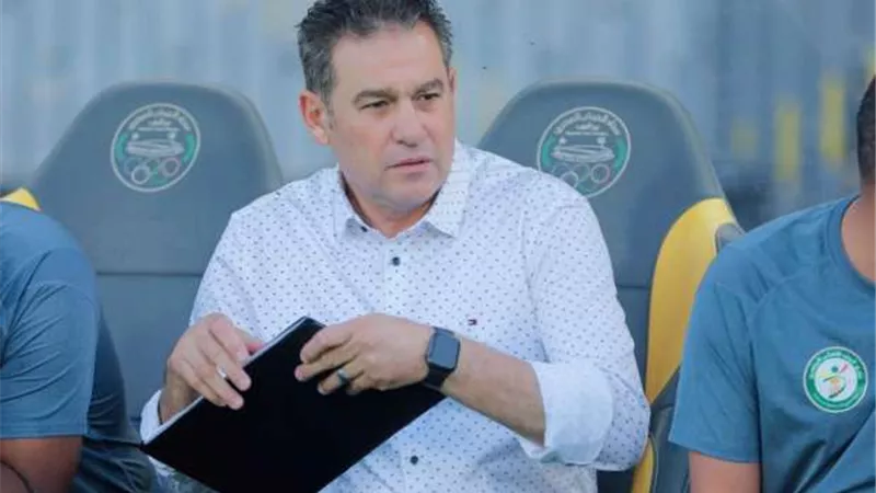 تفاصيل مفاوضات الزمالك مع خالد جلال.. وتدخل إداري يثير الجدل