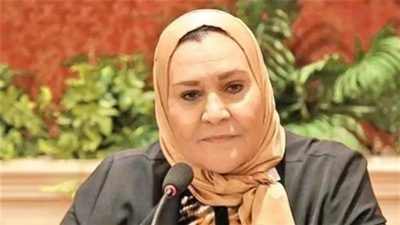 بعد افتتاحها أولى جلسات مجلس النواب.. عبلة الهواري: المرأة تعيش عصرها الذهبي
