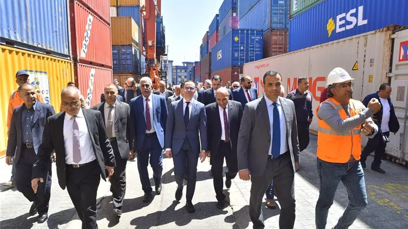 وزير الاستثمار: خطة حكومية لخفض زمن التخليص الجمركي ليومي عمل بنهاية 2025