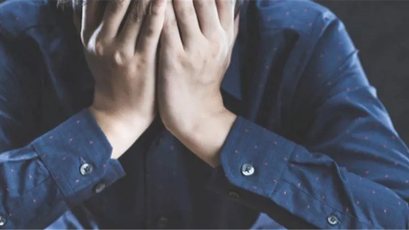 ما الفرق بين ابتلاء الرضا وابتلاء الغضب وعلامة كلٍّ منهما؟