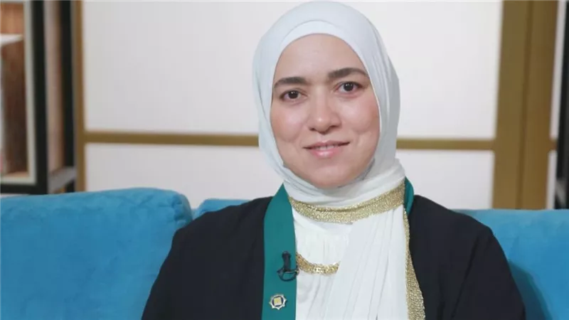 دينا أبو الخير: الإسلام منح المرأة مكانة عظيمة وحرية مسؤولة (فيديو)