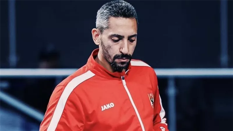 حسام يوسف قائد طائرة الأهلي: تعاهدنا على الفوز بالثلاثية وأوفينا بالوعد
