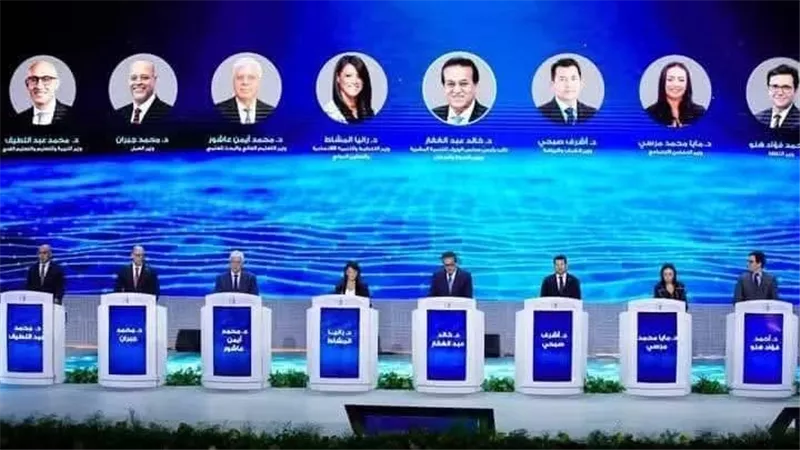 وزير العمل يشارك في الجلسة الافتتاحية للمجموعة الوزارية للتنمية البشرية