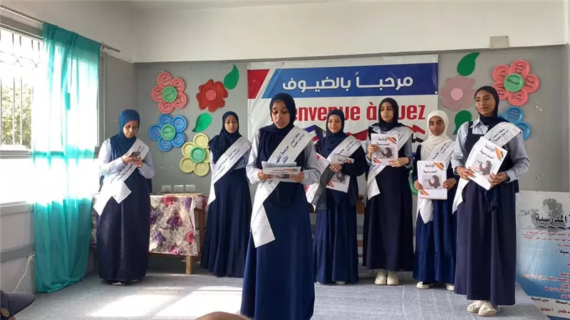 لجنة التقييم الوزاري تشيد بمستوى مدارس السويس في مسابقة الإذاعة المدرسية 