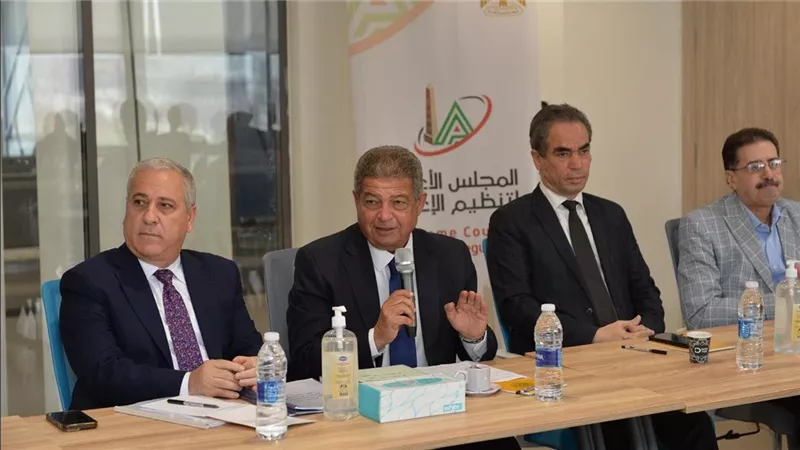 اللجنة الرئيسية لتطويرالإعلام تعقد ثاني اجتماعتها برئاسة المهندس خالدعبدالعزيز