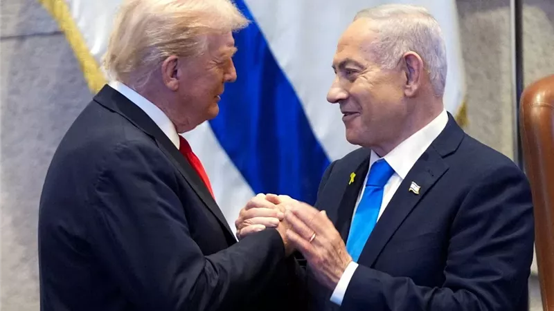 بعد طلبه العفو عنه.. نتنياهو يشكر ترامب: تدخل بصلب الموضوع وتحدث بواقعية