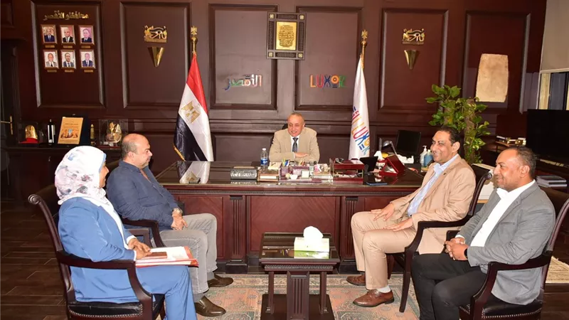 محافظ الأقصر يوجه بسرعة إعداد بروتوكول تعاون رسمي مع نقابة المهندسين