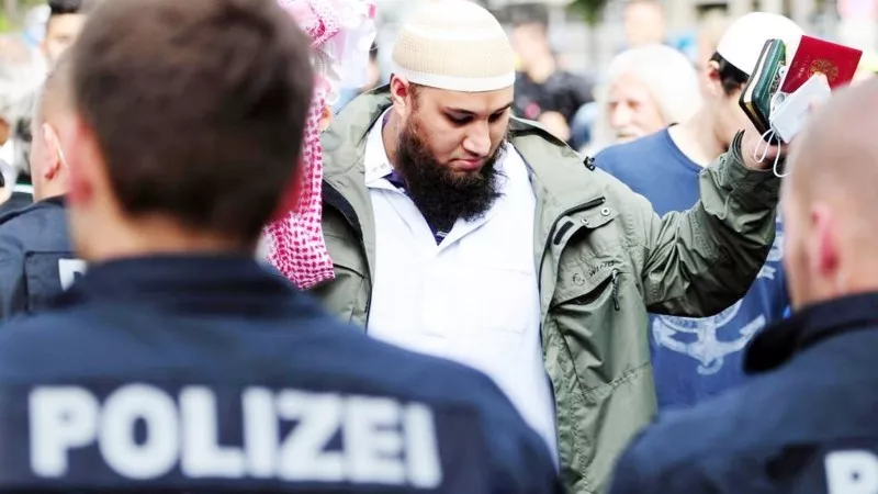 باحث: تصنيف الإخوان جماعة إرهابية في أمريكا خطوة إيجابية|فيديو 