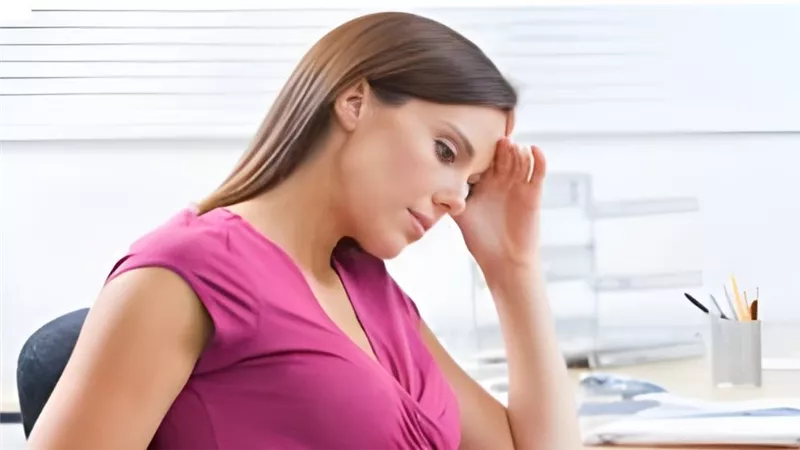 للأمهات.. هل يؤثر التوتر أثناء الحمل على حجم الجنين وصحته؟