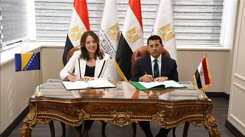  وزيرالرياضة يشهد توقيع مذكرة تفاهم بين مصروالبوسنة والهرسك في مجال الشباب|صور