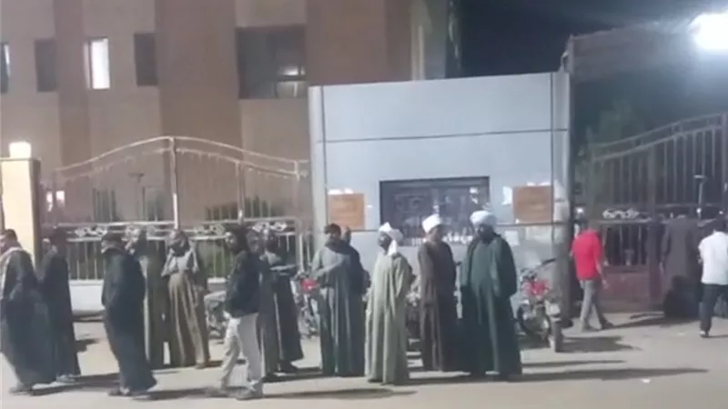 ارتفاع حصيلة ضحايا حادث ميكروباص..تريلا بإسنا إلى 9 حالات وفاة بينهم 3 من أسرة