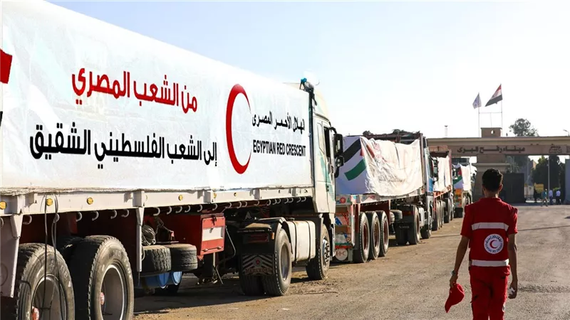 انطلاق «زاد العزة» الـ 200 بحمولة أكثر من 3 آلاف طن من المساعدات الإنسانية